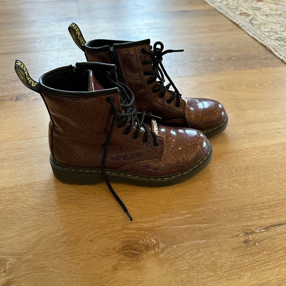Dr. Martens Junior Glitter Lace-Up Boots in Burgundy